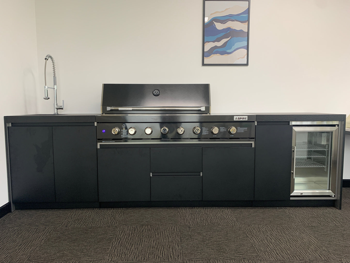 Aspire 6 Burner NAT GAS Combination with Double door Refridgerator, double door floor cabinet, corner cabinet and Sink Cabinets NATURAL GAS (does not include hose &amp; Nat gas governor, they are supplied by an authorised Gas fitter / plumber)